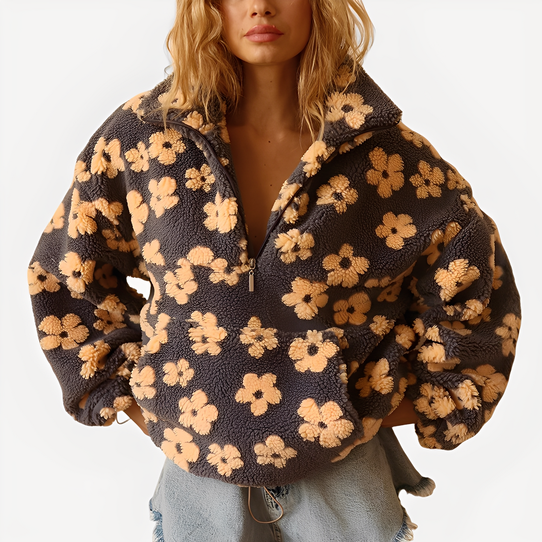 Elizabeth - Moderner Pulli mit Blumenschmuck