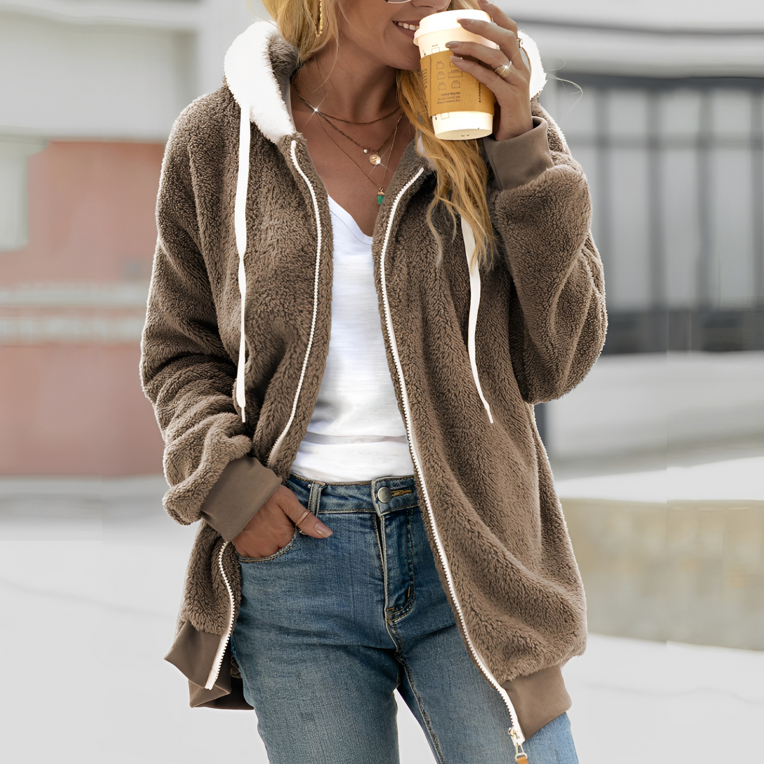 Chloe - Warme Kapuzenjacke für Damen