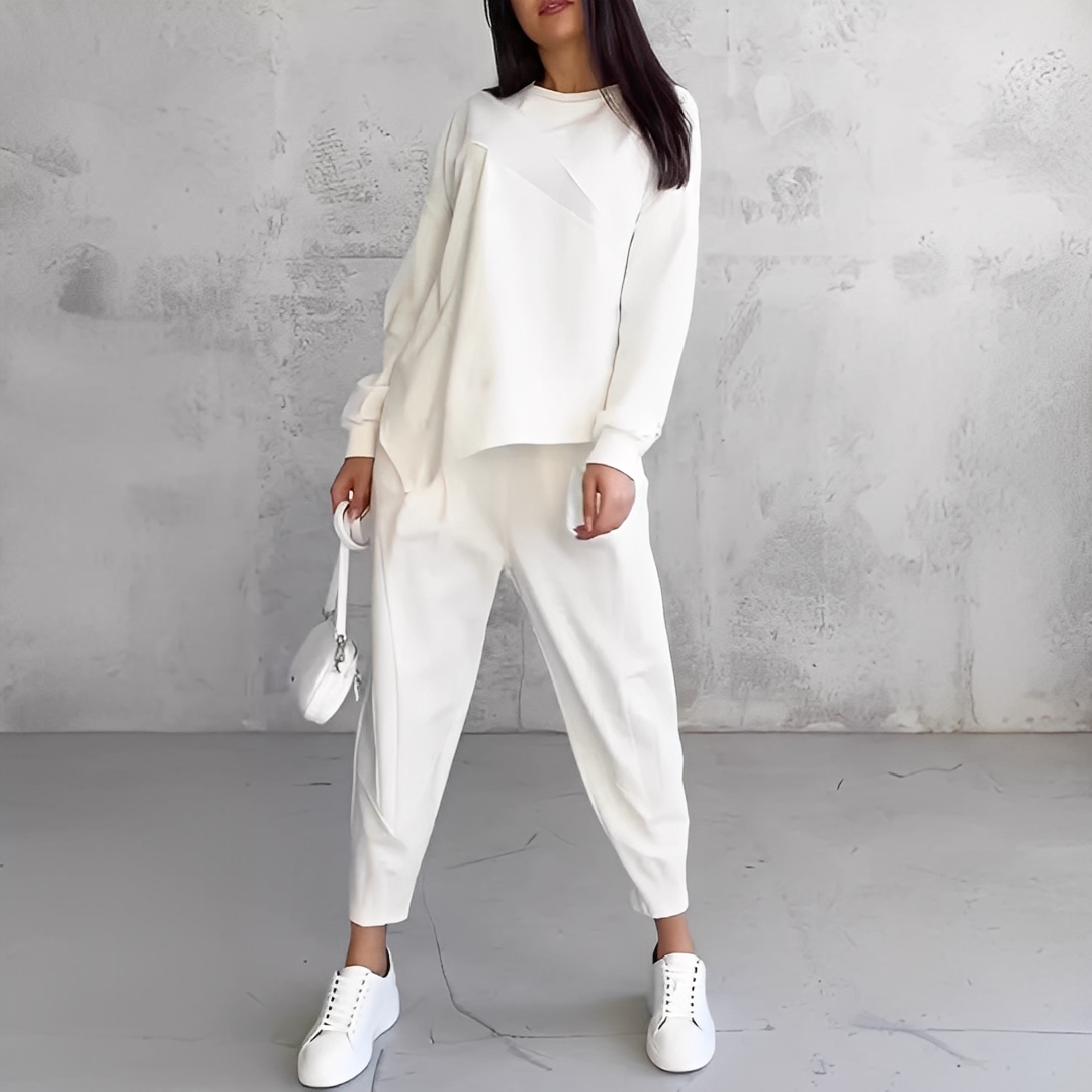 Mélisande - Damen-Set aus Pullover mit Rundhals und Hose