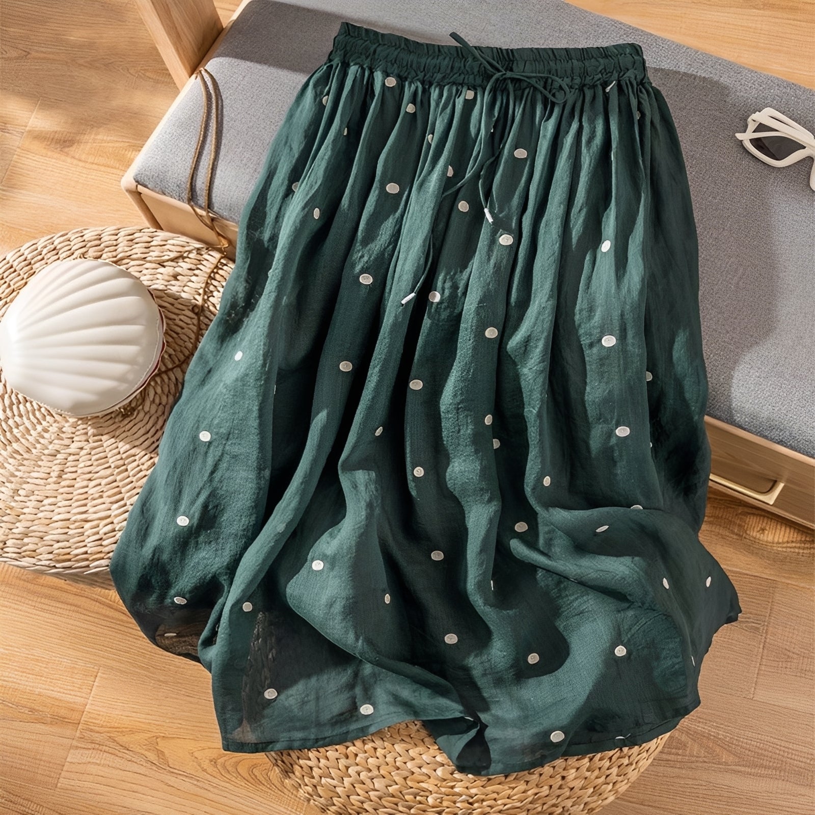 Thea - Bequemer Damenrock mit Polka-Dots