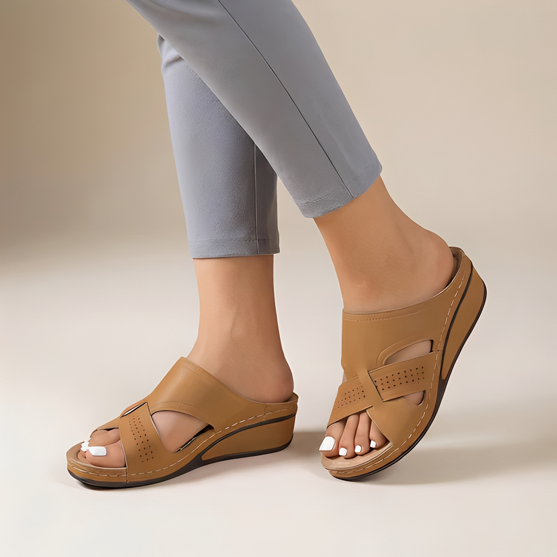 Oddette - Damen-Sandalen mit Riemen und offener Spitze