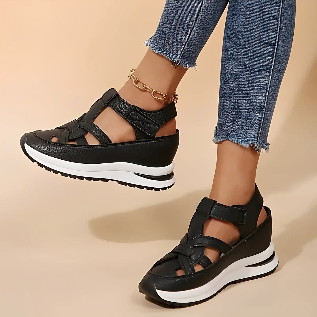 Zuzanna - Legere Sandalen mit Keilsohle