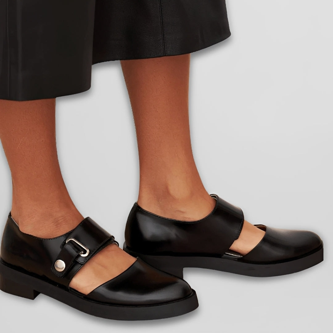 Mya - Komfortable Schuhe mit Riemen und flachem Absatz