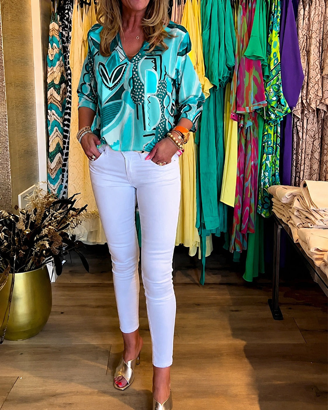Chaya - Elegante Bluse mit langen Ärmeln in lockerer Passform