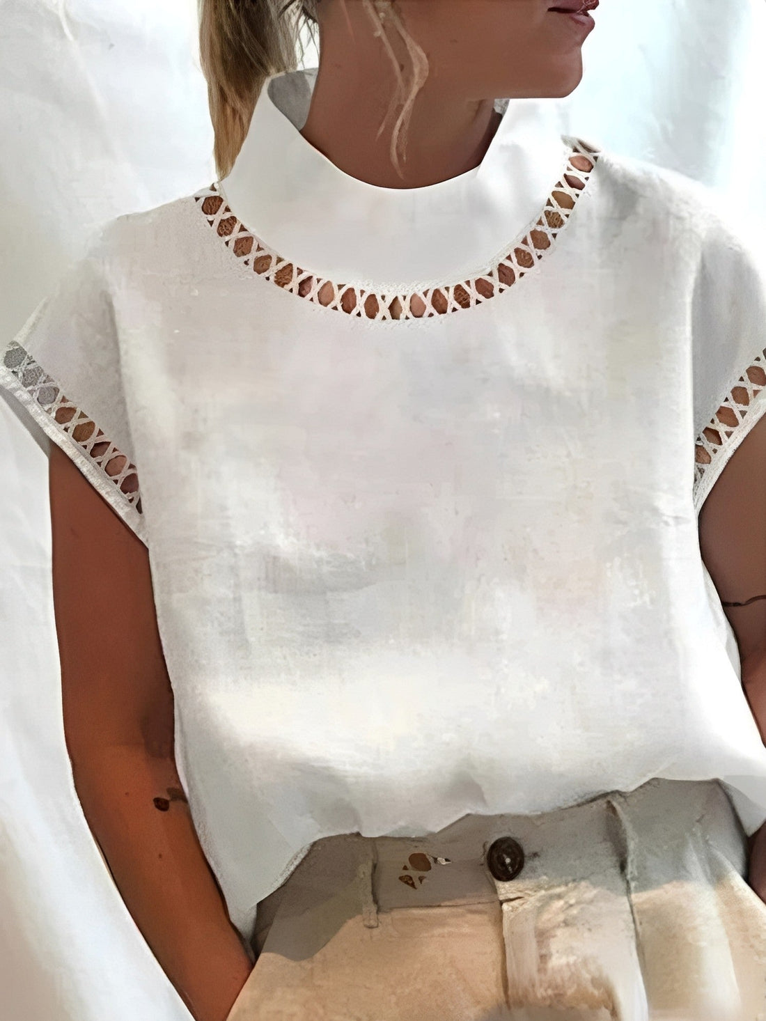 Nannie - Elegantes Damen-Top mit Dekolleté
