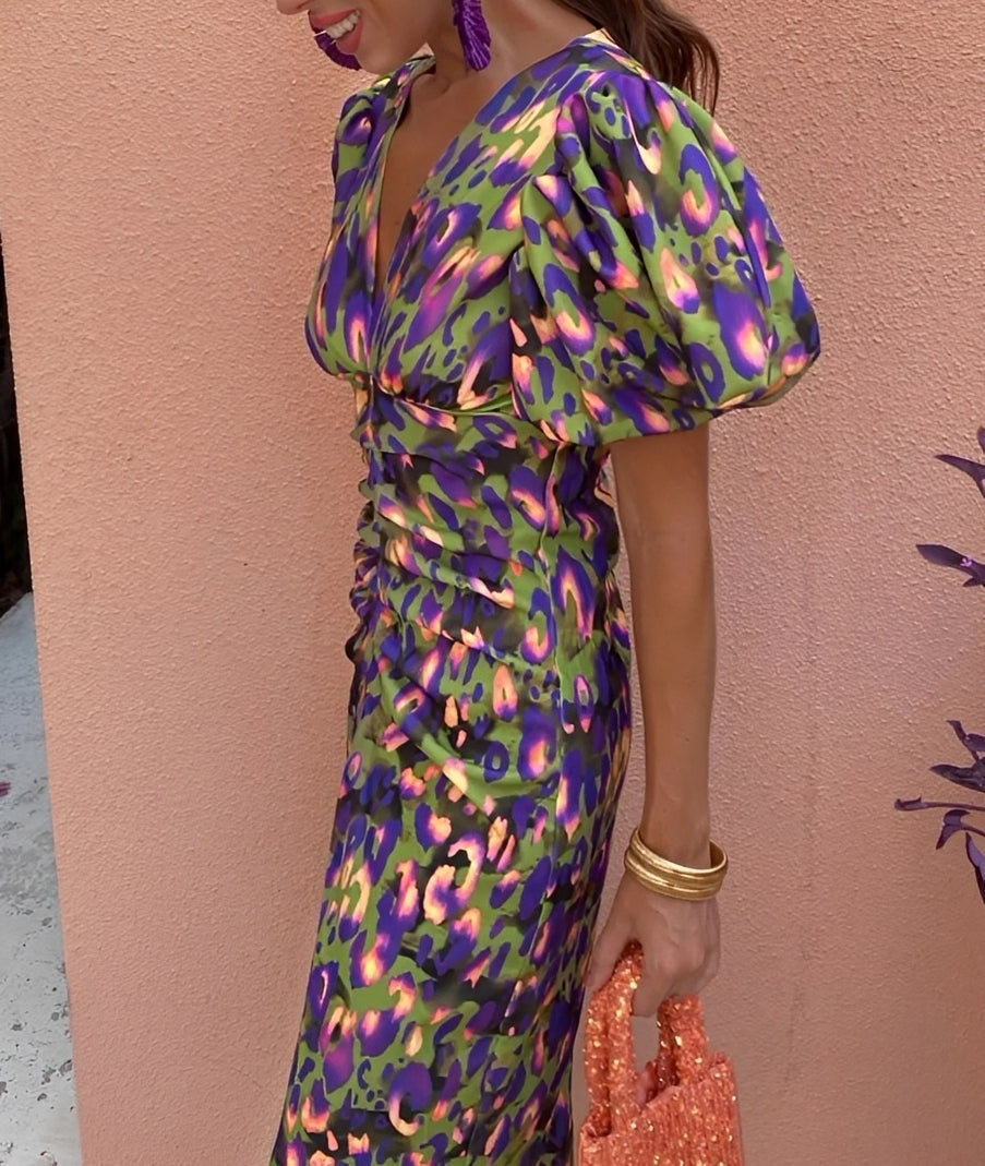 Kylie - Modernes Blumenkleid